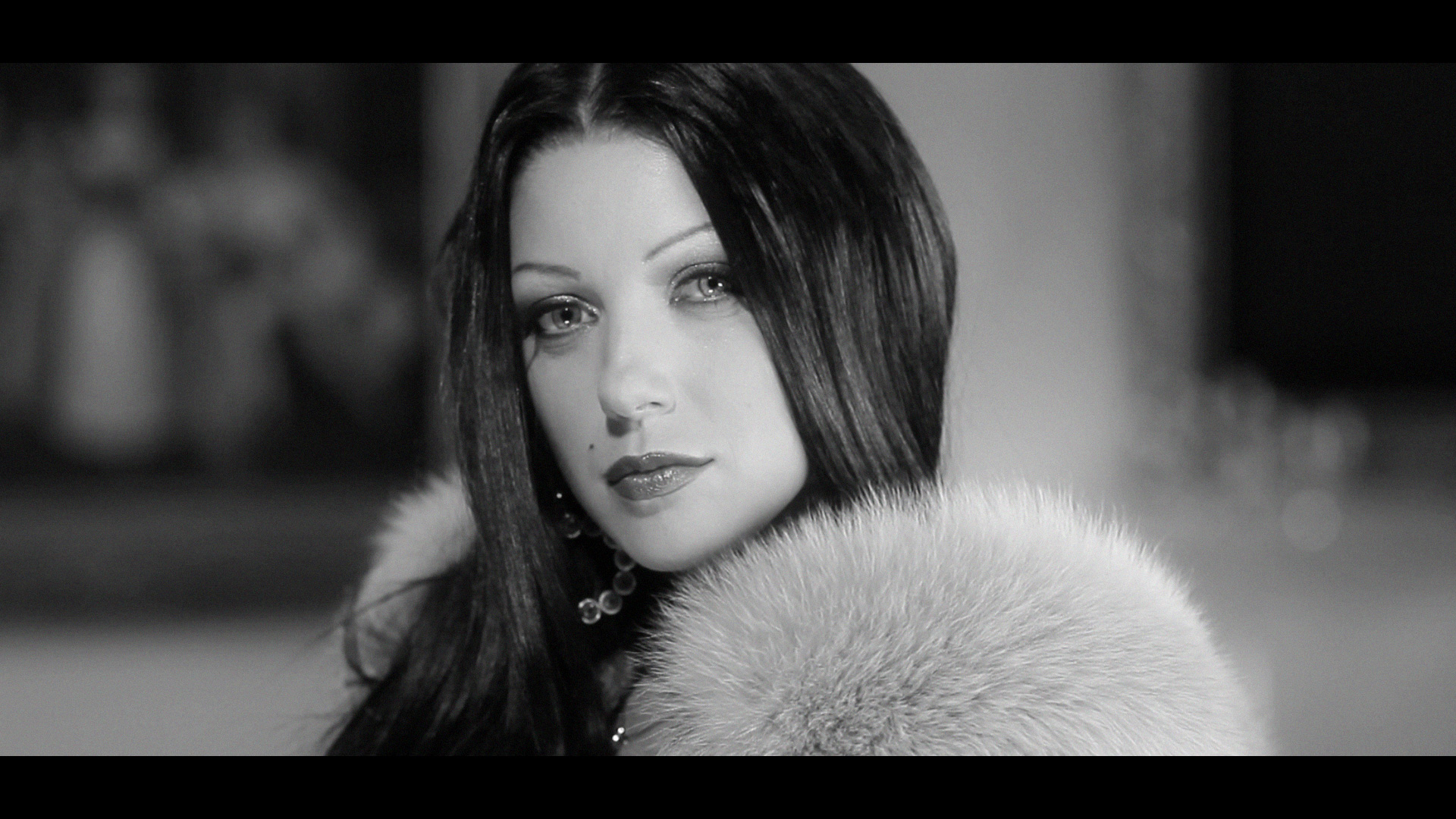 Емануела в „Станция Нова”
