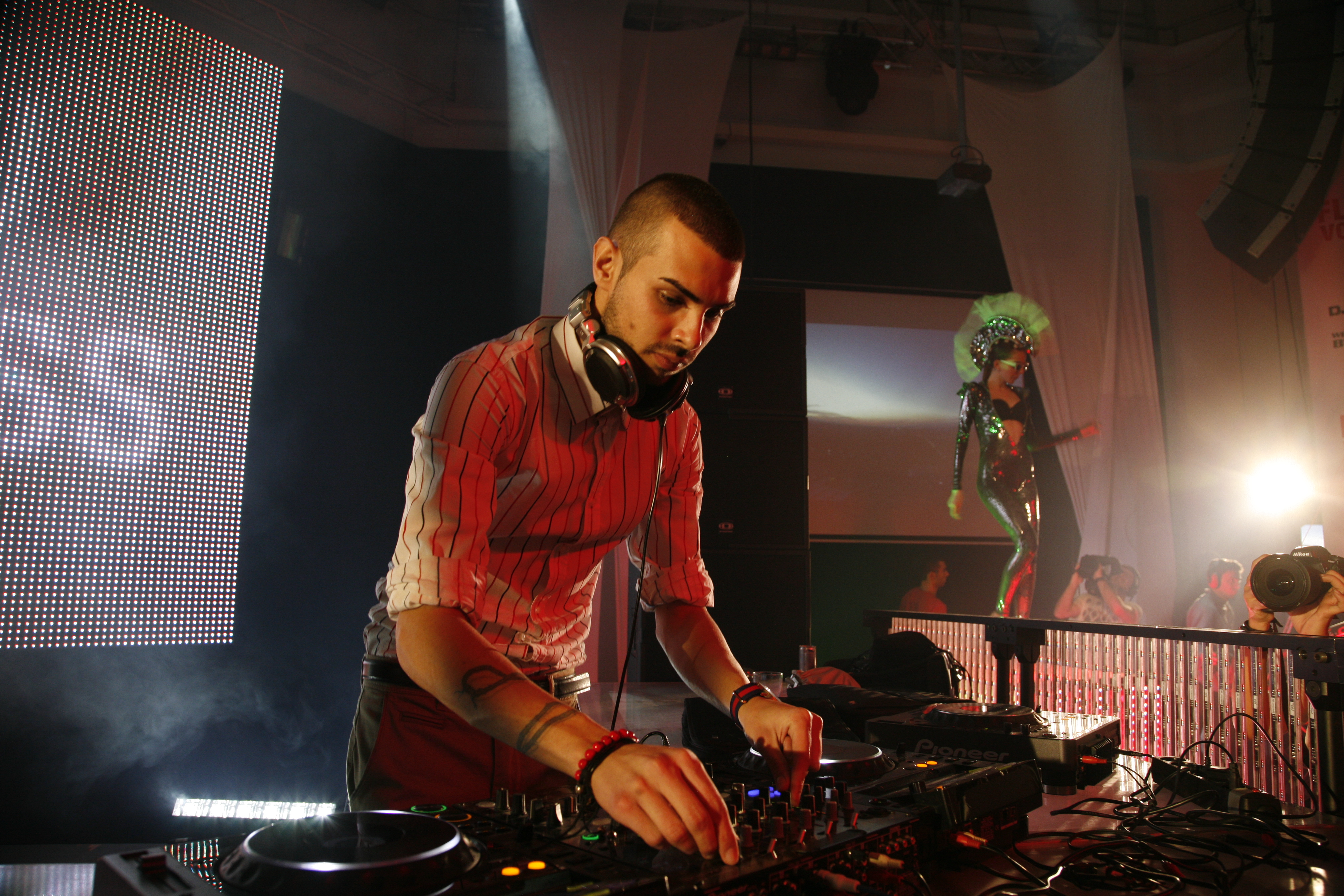Маги Джанаварова, Веси Бонева и Donna на промоцията на DJ DIASS