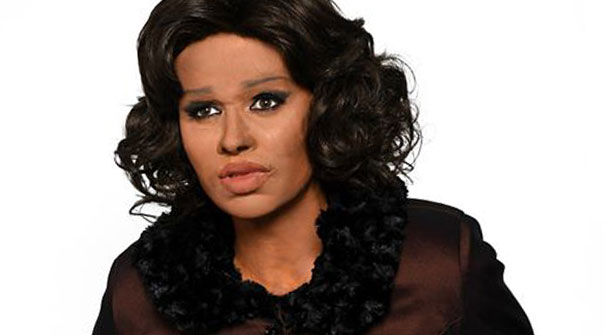 ВИЖ/ Люси като Jennifer Hudson в Като две капки вода