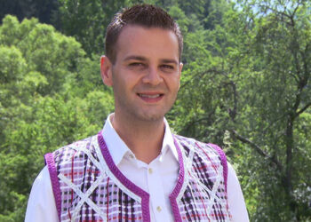 Здравко Мандаджиев раздава оценки навръх юбилея си