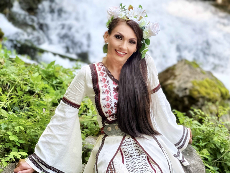 Галина Димитрова изненадваща и вдъхновяваща - „Защото съм жена“ | Signal.bg Галина Димитрова изненадваща и вдъхновяваща - „Защото съм жена“
