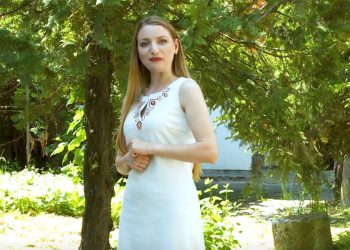 Екатерина Костадинова с празнично настроение на призовото място