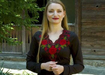 Ekaterina Kostadinova - Dnes e praznik da se veselim