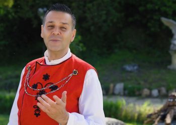 Здравко Кеманджиев показа "Жив мерак" с обаятелната Стела от "Един за друг" / Видео