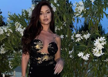Фолк певицата Дебора е задържана с 3,14 промила алкохол, предизвика катастрофа в Поморие / ВИДЕО