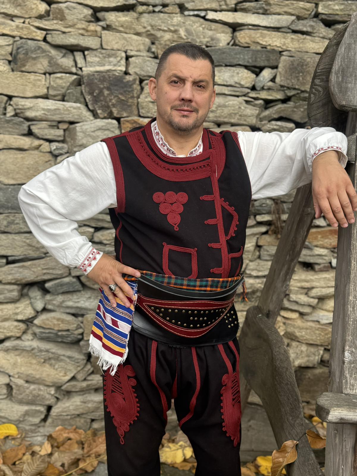Хамид Имамски с емоционален разговор между майка и син, който за първи път достига до широка публика / Видео
