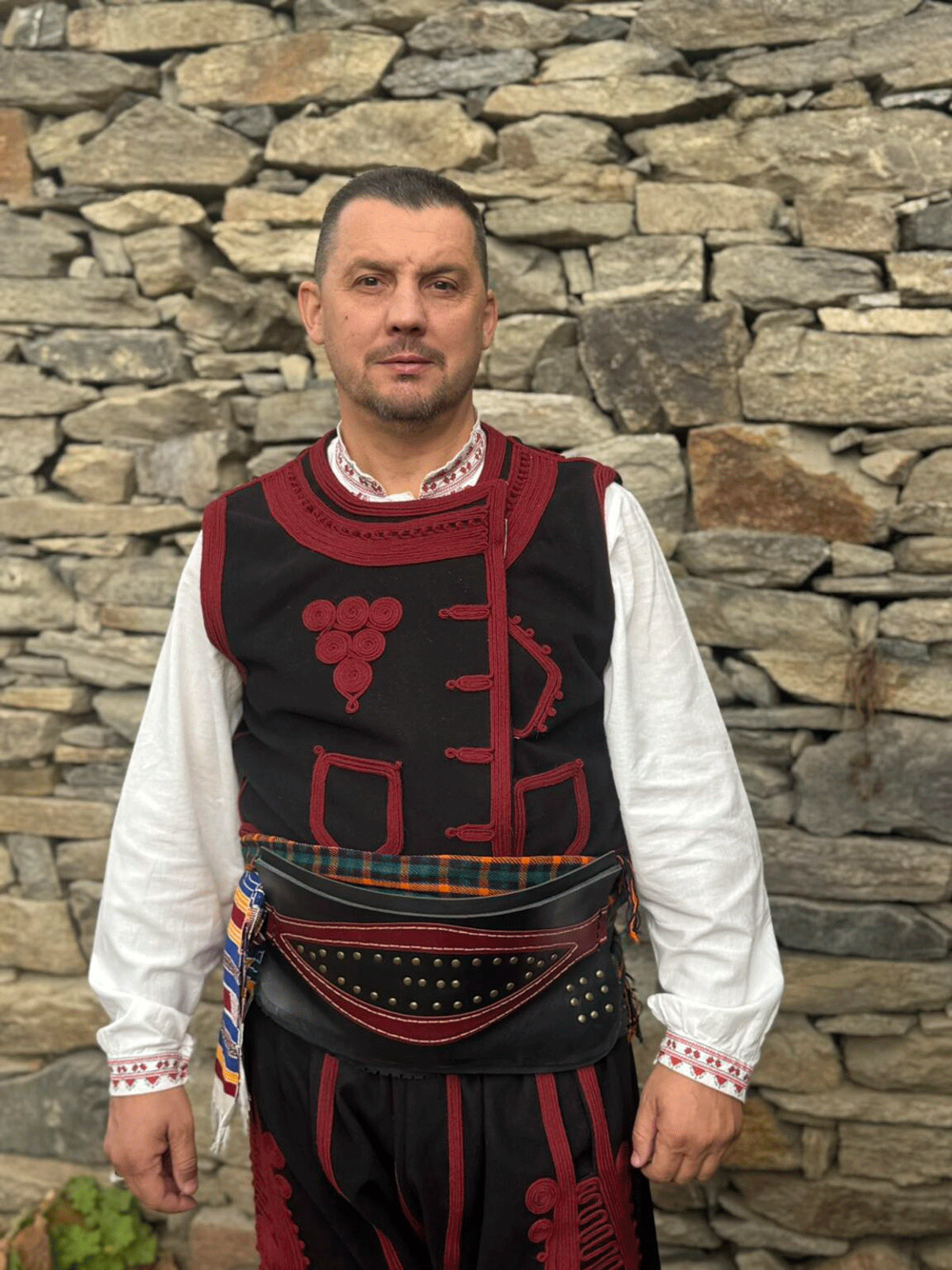 Хамид Имамски с емоционален разговор между майка и син, който за първи път достига до широка публика / Видео
