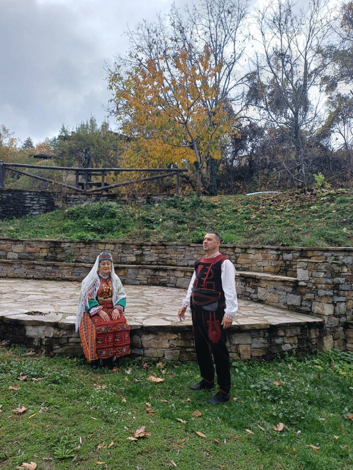 Хамид Имамски с емоционален разговор между майка и син, който за първи път достига до широка публика / Видео
