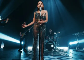 Lucky Band и Илияна Колова станаха част от водещ лейбъл с „История за нас“ / Видео